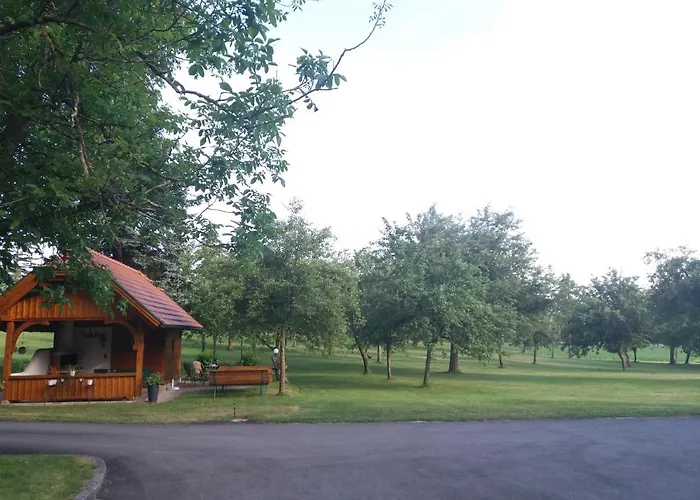 Dachberghof 아파트